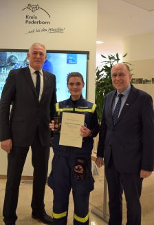 THW-Einsatzkräfte erhalten Bundesflutmedaille - Fluthilfe 2021 © Kreis Paderborn